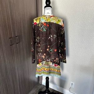 - Silk Tunic Sundance - top small.  Is a Johnny Was tunic sold Sundance catalog